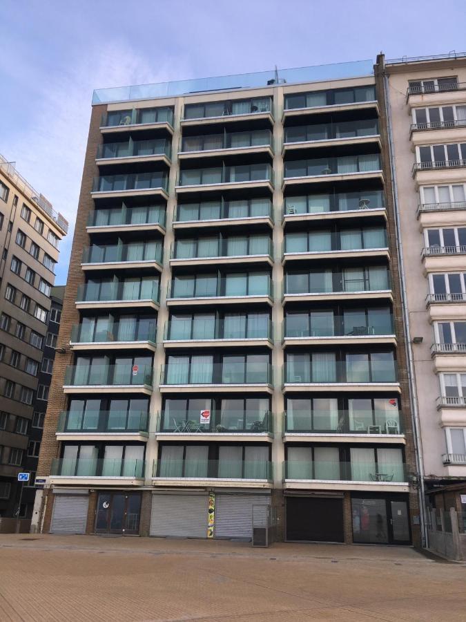 Ferienwohnung Prachtige Studio Met Frontaal Zeezicht En Terras 4 Pers. Ostende Exterior foto